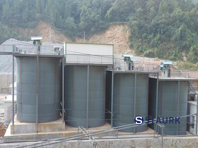 China Gold leaching tank