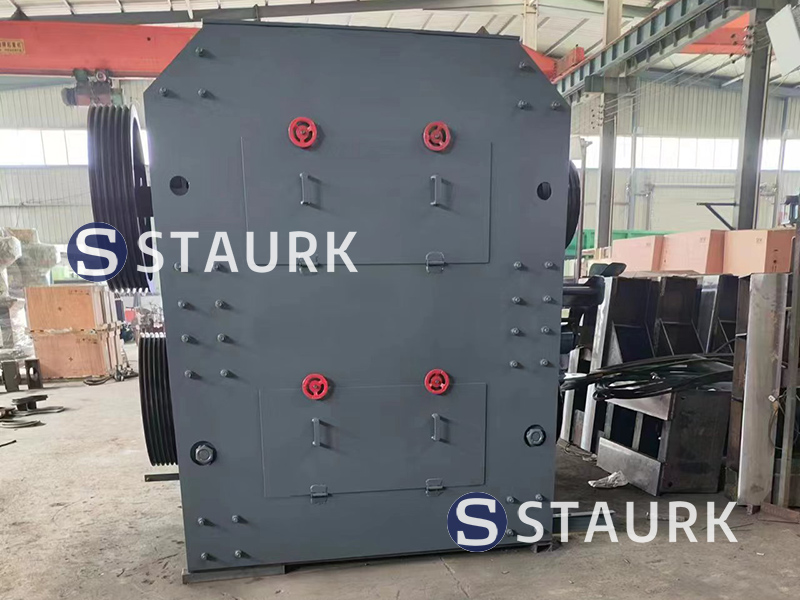 China Four roller crusher