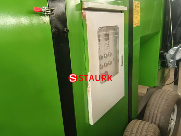 China Hydraulic wheeled trommel screen